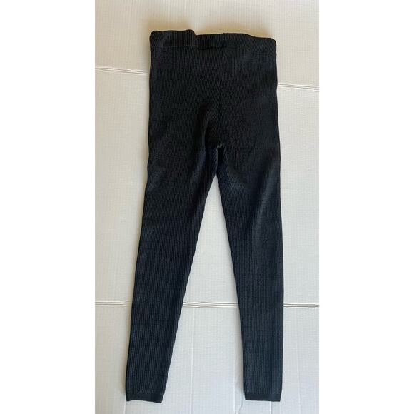 NWOT Torrid Full Length Warm Signature Waist Rib Dark Gray Sweater Legging 1X - Picture 2 of 5